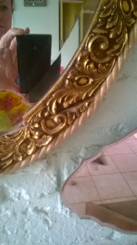 ANTIQUE, OVAL, GOLD FRAMED MIRROR